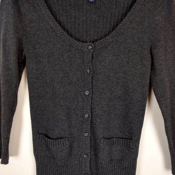 American Eagle Dark Gray Crew Neck Cardigan Medium - Picture 4 of 5